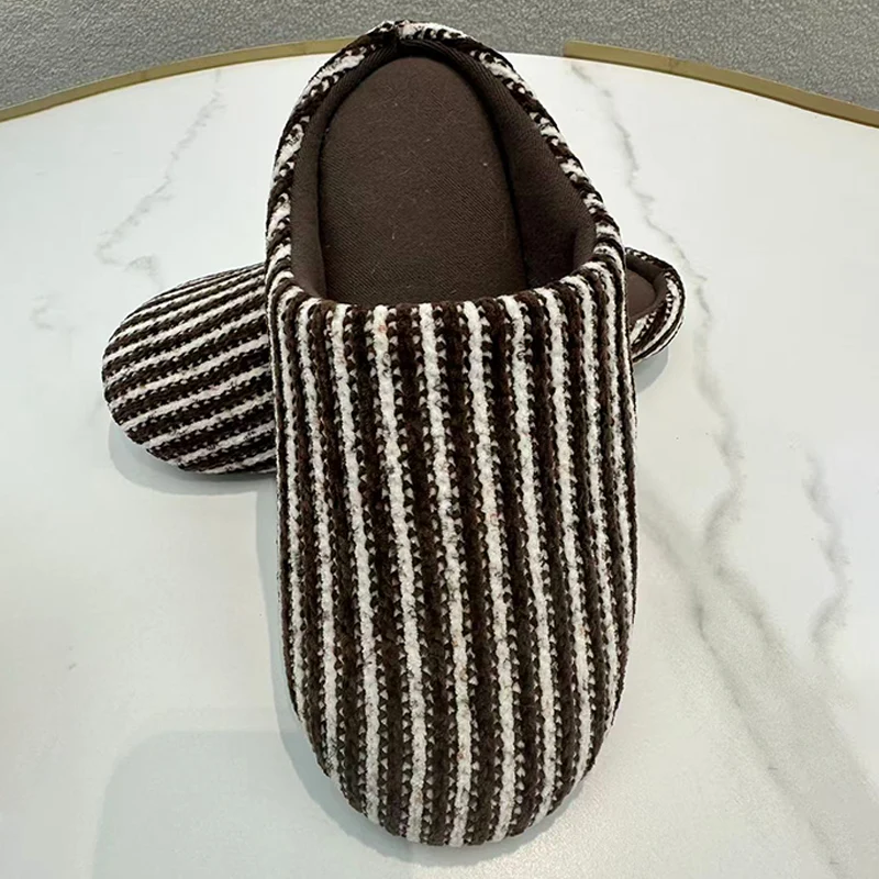 Avaleht Vaiksed puuvillased sussid